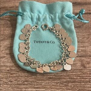 Tiffany & Co. Return to Multi Hearts Bracelet 7.5" Silver 925
Auth w/ Pouch